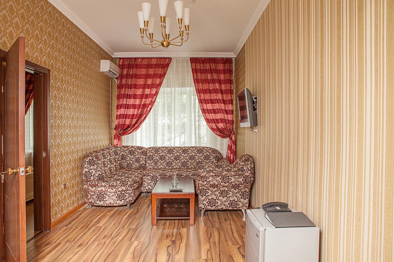 Hotel Topaz Astana Exterior foto